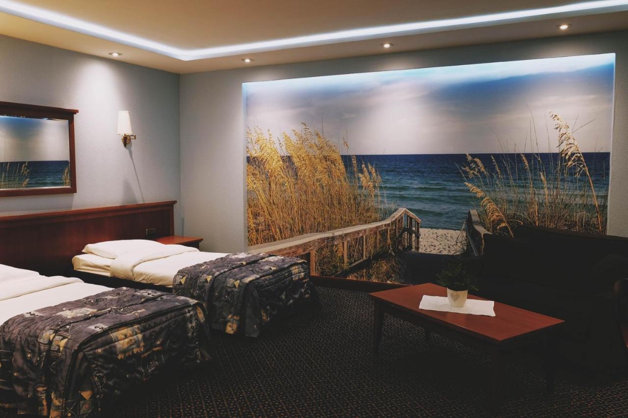 Restauracja Hotel Paradise Czaplinek Zewnętrze zdjęcie