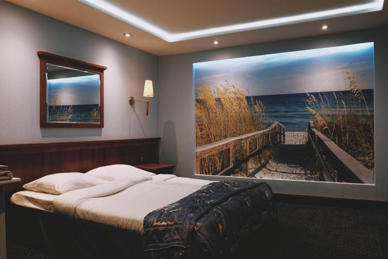 Restauracja Hotel Paradise Czaplinek Zewnętrze zdjęcie
