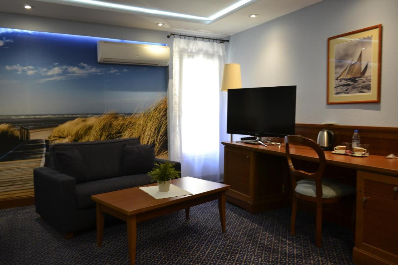Restauracja Hotel Paradise Czaplinek Zewnętrze zdjęcie